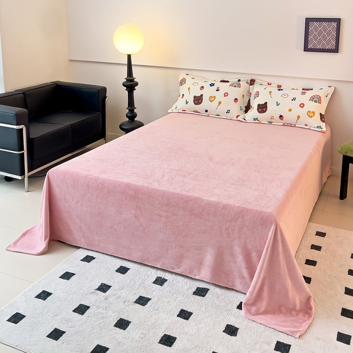 91家纺网 家纺一手货源 找家纺 富馨莱 2025新款牛奶绒印花单件被套240克面料支持一件定制尺寸 彩虹熊