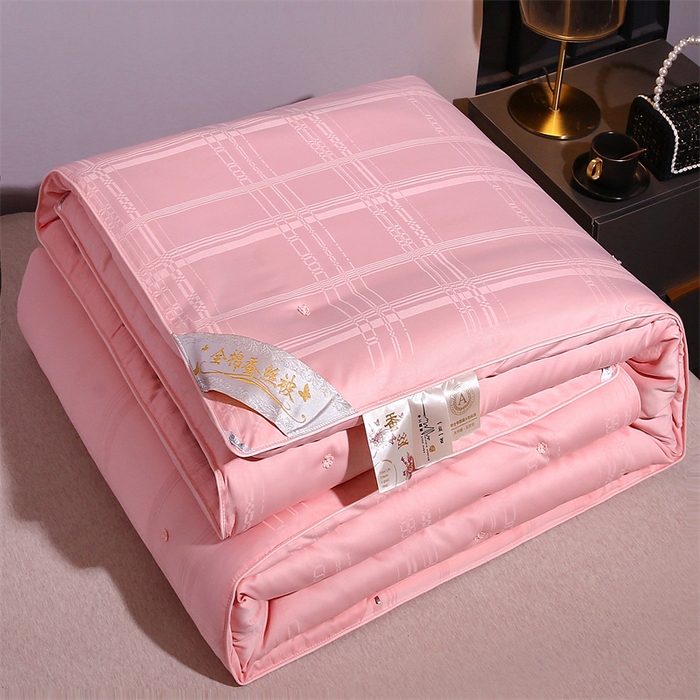 91家纺网 家纺一手货源 找家纺 （总）一博家纺2025新款全棉提花蚕丝被