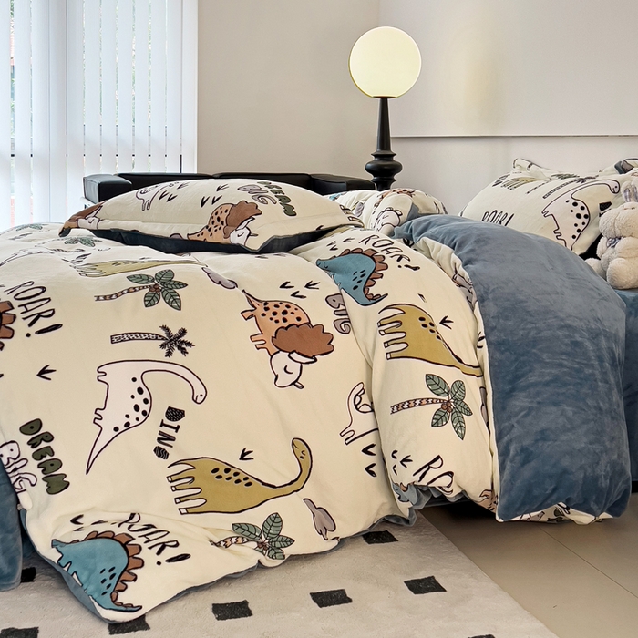 91家纺网 家纺一手货源 找家纺 富馨莱 2025新款牛奶绒印花单件被套240克面料支持一件定制尺寸 恐龙世界