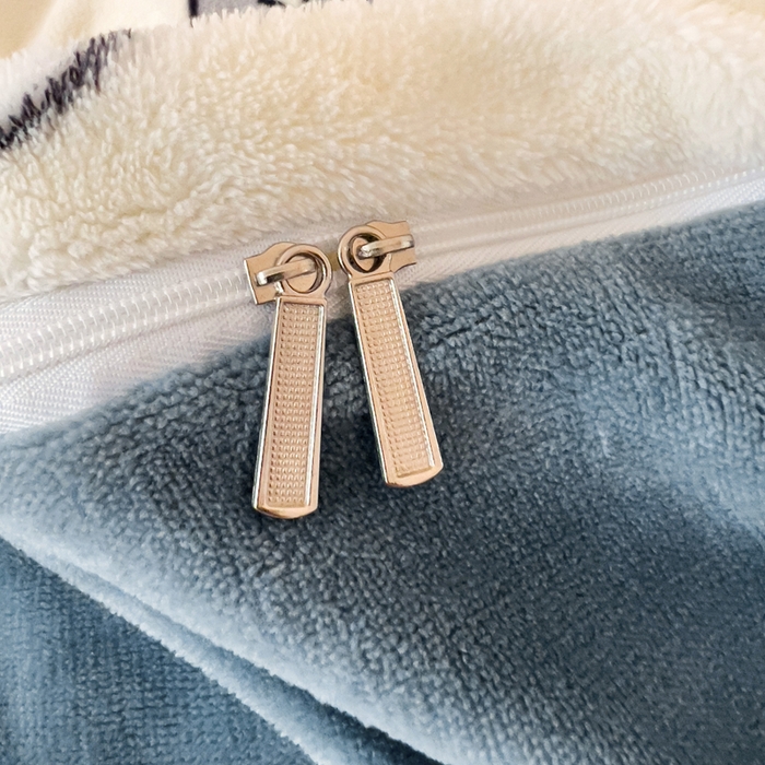 91家纺网 家纺一手货源 找家纺 富馨莱 2025新款牛奶绒印花单件被套240克面料支持一件定制尺寸 恐龙世界