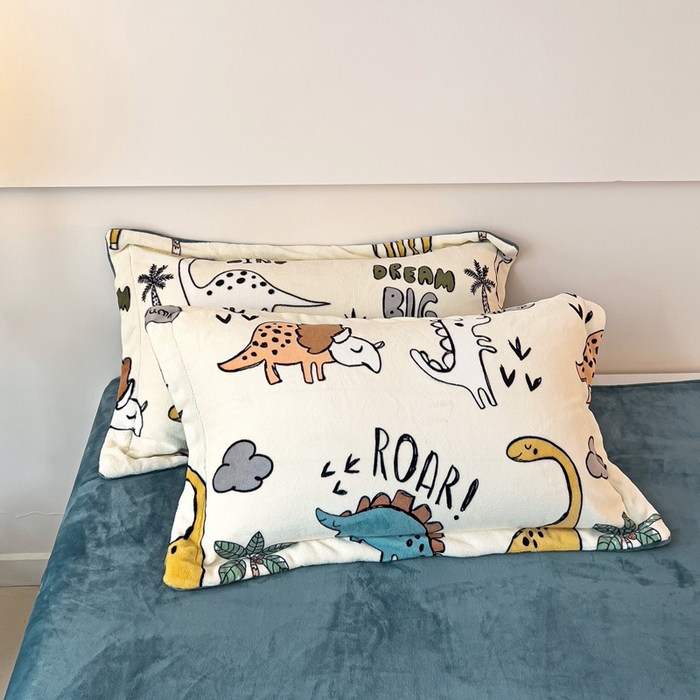 91家纺网 家纺一手货源 找家纺 富馨莱 2025新款牛奶绒印花单件被套240克面料支持一件定制尺寸 恐龙世界