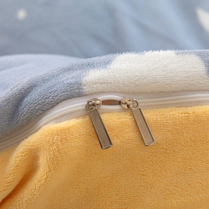 91家纺网 家纺一手货源 找家纺 富馨莱 2025新款牛奶绒印花单件被套240克面料支持一件定制尺寸 梦幻星空