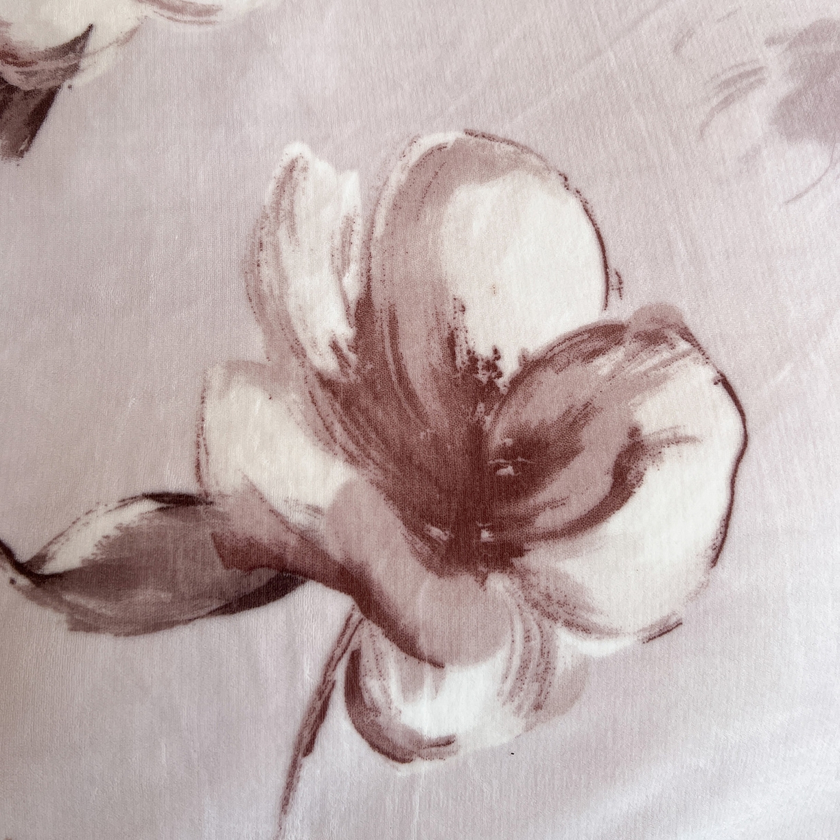 91家纺网 家纺一手货源 找家纺 富馨莱 2025新款牛奶绒印花单件被套240克面料支持一件定制尺寸 水墨花开