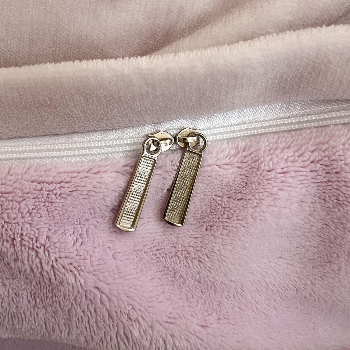 91家纺网 家纺一手货源 找家纺 富馨莱 2025新款牛奶绒印花单件被套240克面料支持一件定制尺寸 水墨花开