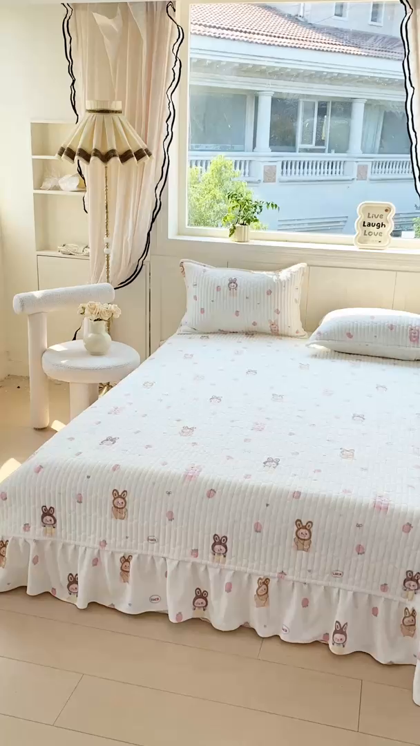 91家纺网 家纺一手货源 找家纺 尚美 2025新款豆豆绒牛奶绒大花边床盖四件套（床盖花边随机） 多拉拉