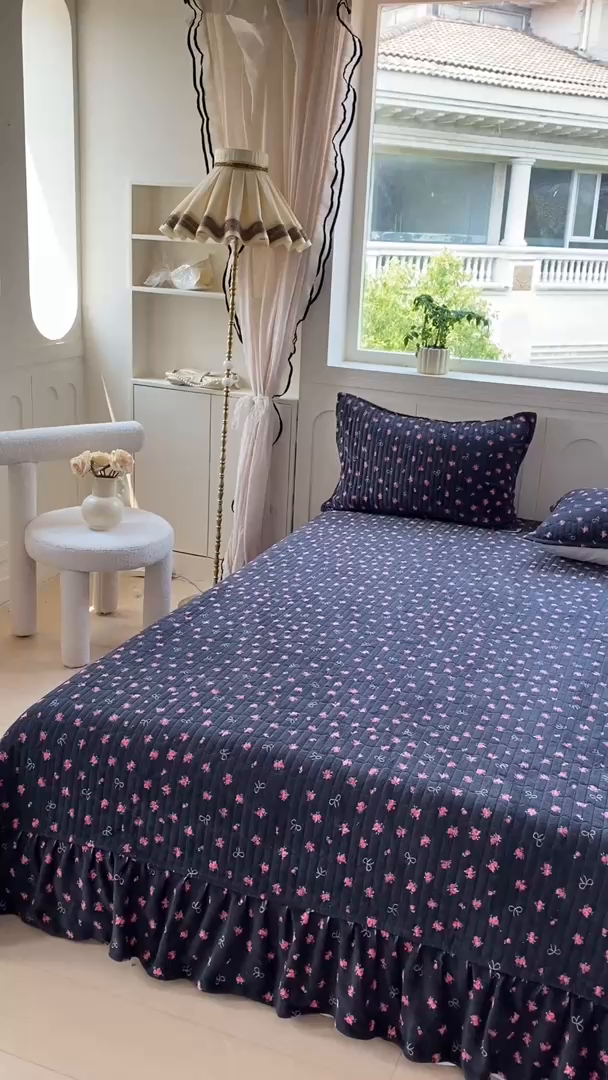 91家纺网 家纺一手货源 找家纺 尚美 2025新款豆豆绒牛奶绒大花边床盖四件套（床盖花边随机） 情满