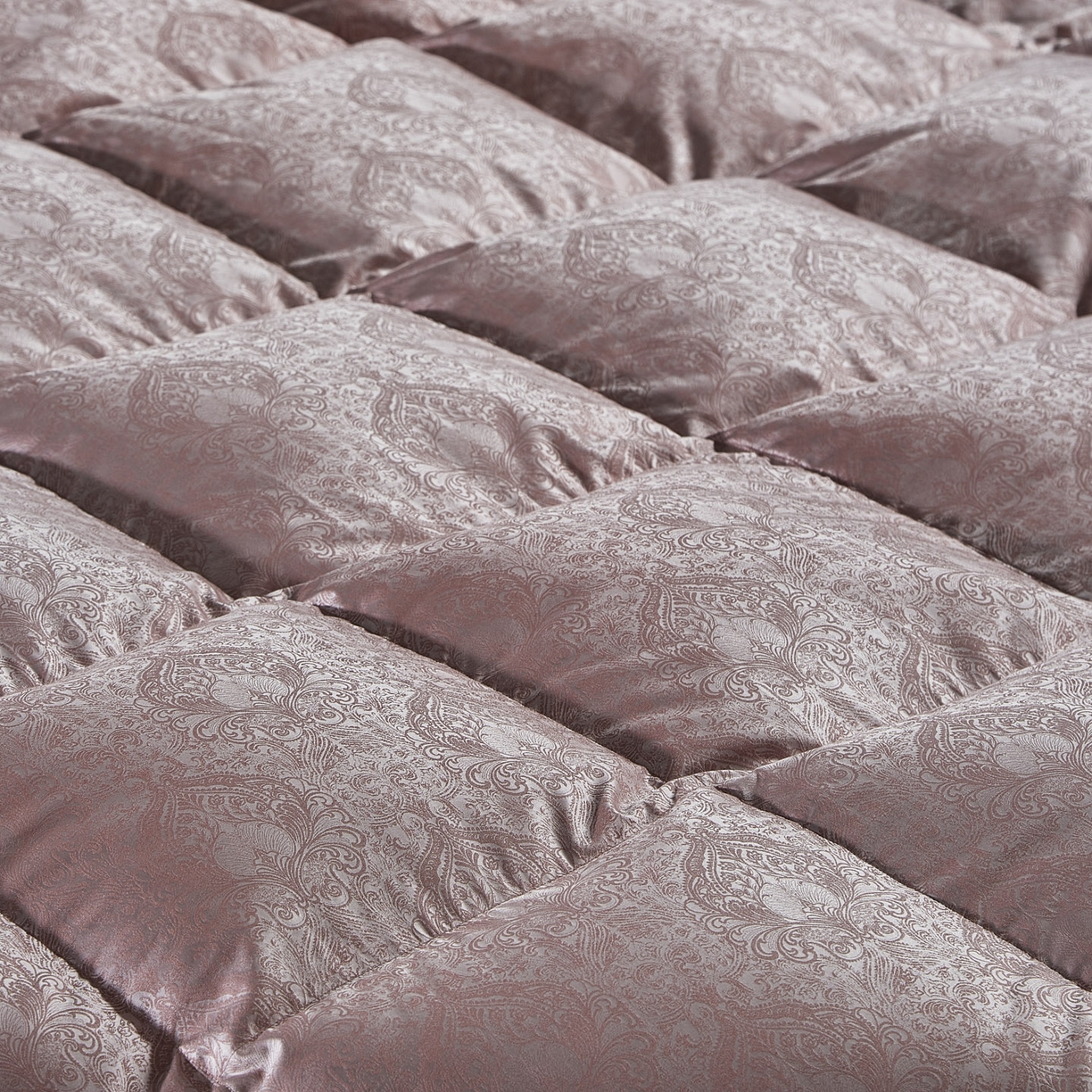 91家纺网 家纺一手货源 找家纺 暖羽屋羽绒馆 2025新款莫代尔95白鹅绒羽绒被芯   绒子含量95  冬被双人被子加厚 伊莲娜