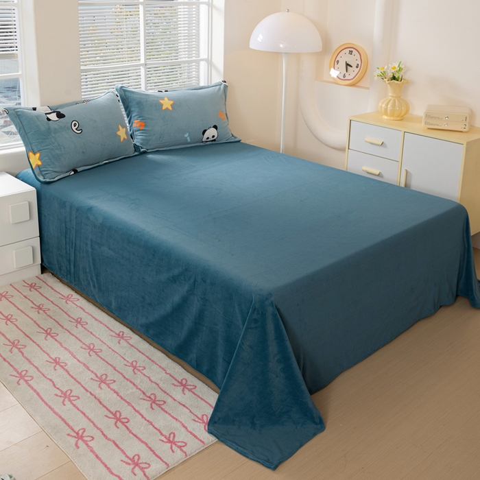 91家纺网 家纺一手货源 找家纺 富馨莱 2025新款牛奶绒印花单件被套240克面料支持一件定制尺寸 熊猫-蓝