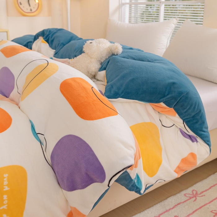 91家纺网 家纺一手货源 找家纺 富馨莱 2025新款牛奶绒印花单件被套240克面料支持一件定制尺寸 雨花石