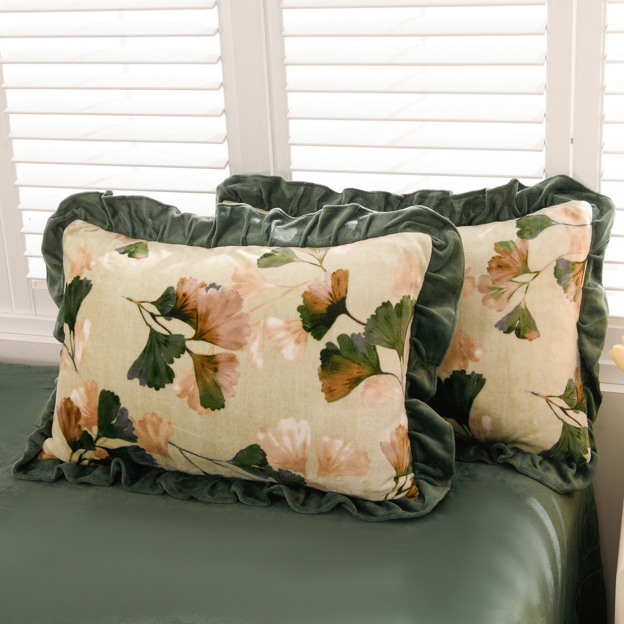 91家纺网 家纺一手货源 找家纺 （总）紫月轩家纺 2025新款韩版牛奶绒花边款四件套