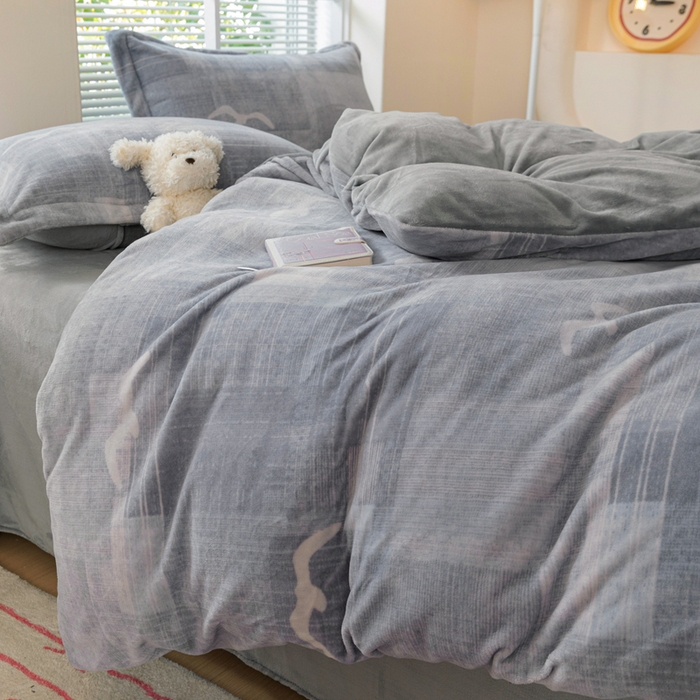 91家纺网 家纺一手货源 找家纺 富馨莱 2025新款牛奶绒印花单件被套240克面料支持一件定制尺寸 自由飞翔