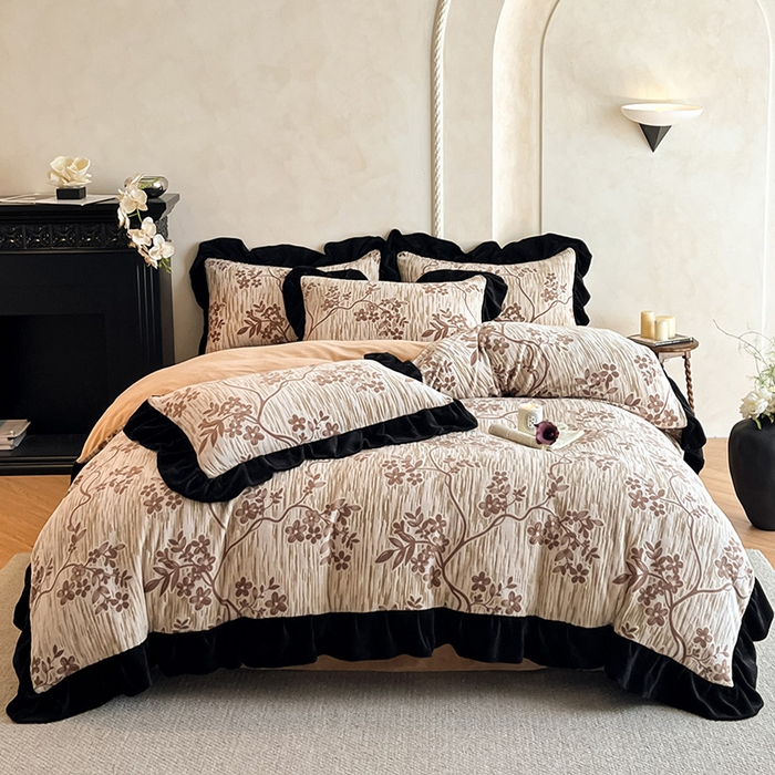 91家纺网 家纺一手货源 找家纺 （总）佳品居 2025新款法式复古雕花绒四件套