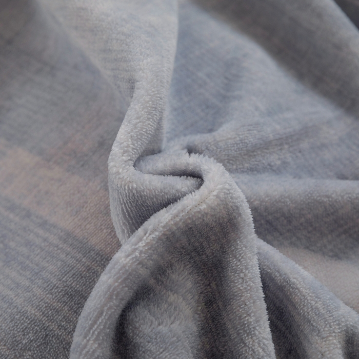 91家纺网 家纺一手货源 找家纺 富馨莱 2025新款牛奶绒印花单件被套240克面料支持一件定制尺寸 自由飞翔