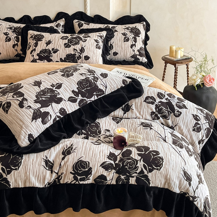 91家纺网 家纺一手货源 找家纺 （总）佳品居 2025新款法式复古雕花绒四件套