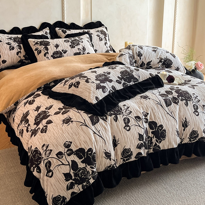 91家纺网 家纺一手货源 找家纺 （总）佳品居 2025新款法式复古雕花绒四件套