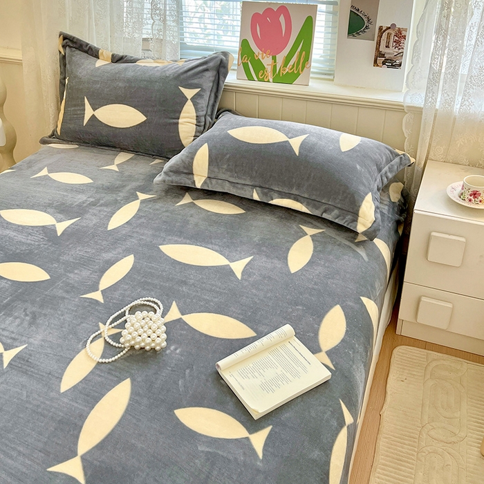 91家纺网 家纺一手货源 找家纺 （总）富馨莱 2025新款牛奶绒印花床笠240克面料支持一件定制尺寸