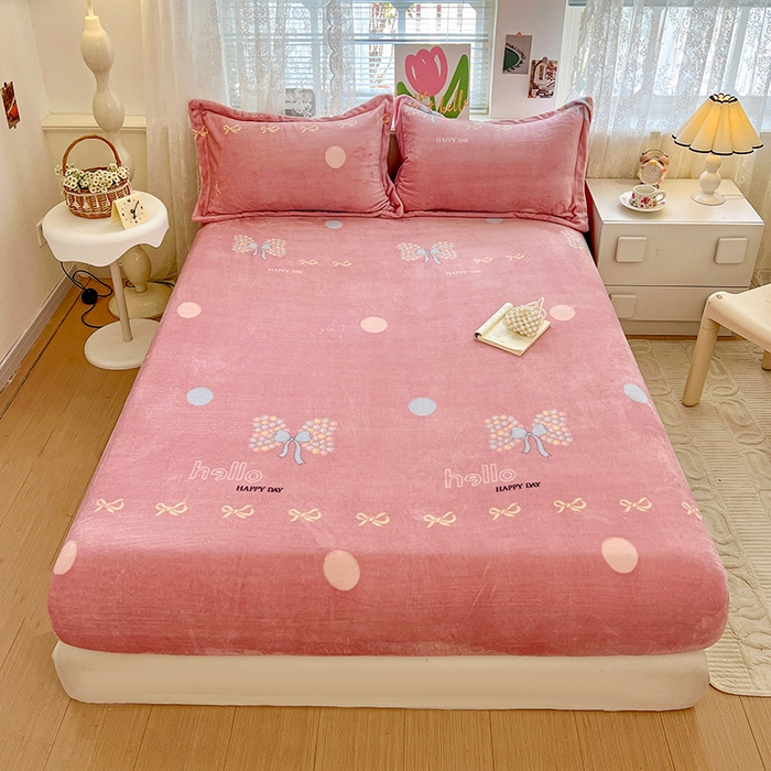 91家纺网 家纺一手货源 找家纺 （总）富馨莱 2025新款牛奶绒印花床笠240克面料支持一件定制尺寸