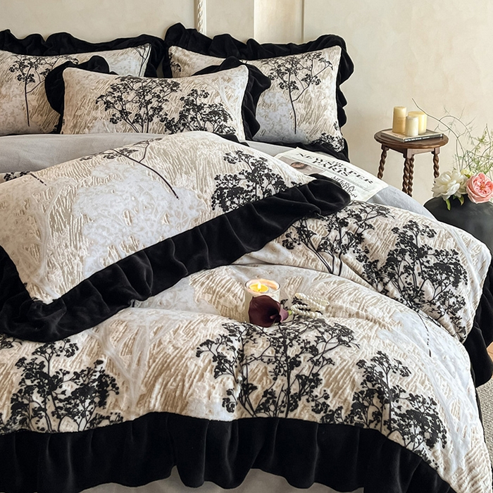 91家纺网 家纺一手货源 找家纺 佳品居 2025新款法式复古雕花绒四件套 迷林