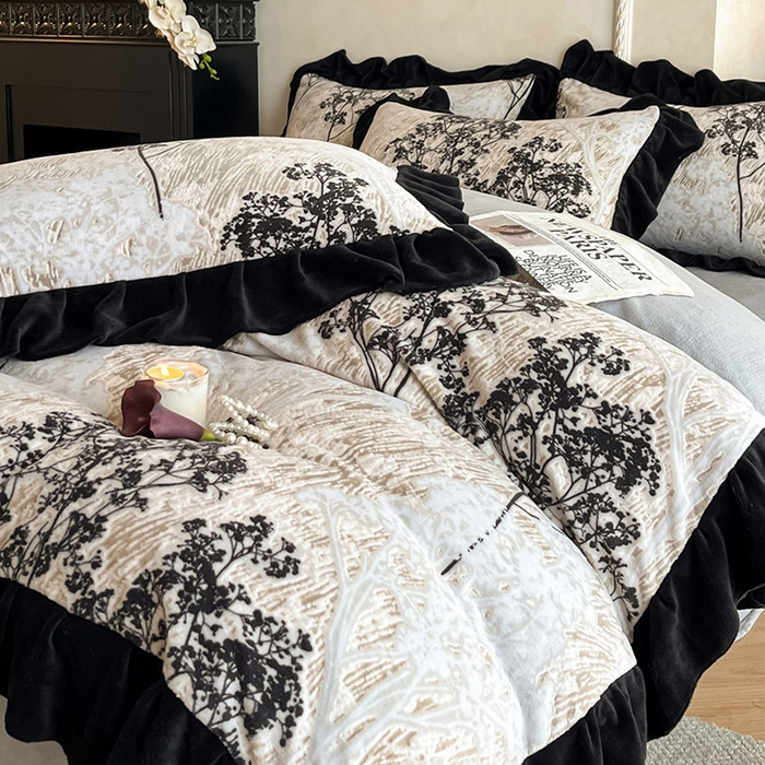 91家纺网 家纺一手货源 找家纺 佳品居 2025新款法式复古雕花绒四件套 迷林