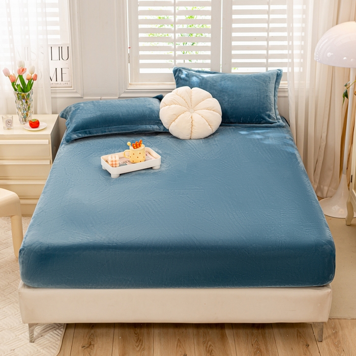 91家纺网 家纺一手货源 找家纺 （总）富馨莱 2025新款牛奶绒印花床笠240克面料支持一件定制尺寸