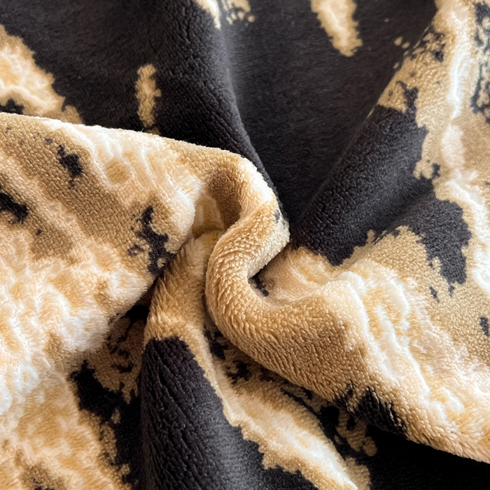 91家纺网 家纺一手货源 找家纺 佳品居 2025新款法式复古雕花绒四件套 文艺复兴