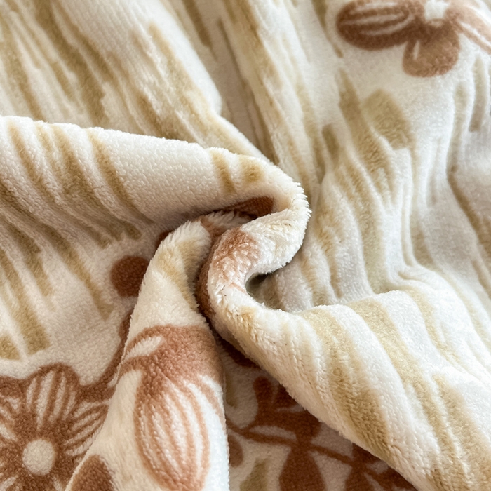 91家纺网 家纺一手货源 找家纺 佳品居 2025新款法式复古雕花绒四件套 叶语悠然