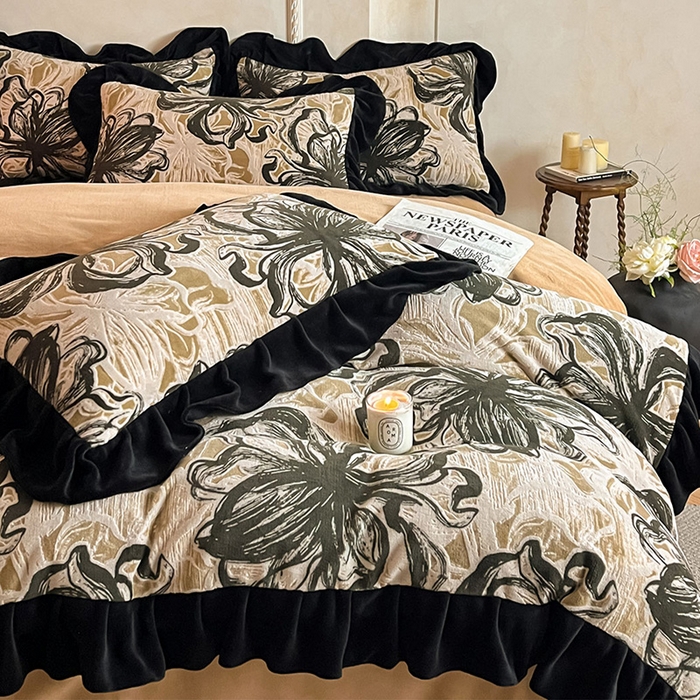 91家纺网 家纺一手货源 找家纺 佳品居 2025新款法式复古雕花绒四件套 优雅花卉