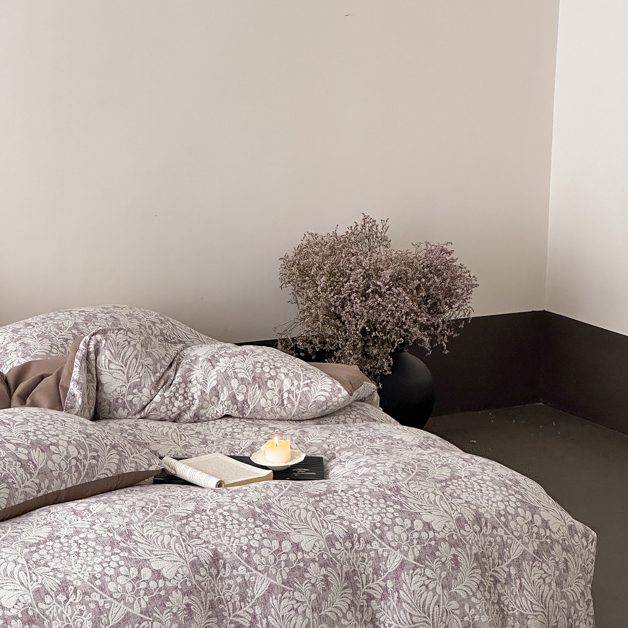 91家纺网 家纺一手货源 找家纺 赫帛 2025新款50支全棉贡缎磨毛四件套-七草（磨毛款） 七草-深紫（磨毛款）