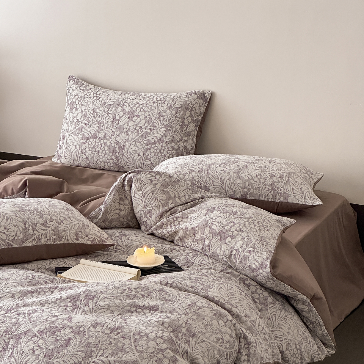 91家纺网 家纺一手货源 找家纺 赫帛 2025新款50支全棉贡缎磨毛四件套-七草（磨毛款） 七草-深紫（磨毛款）