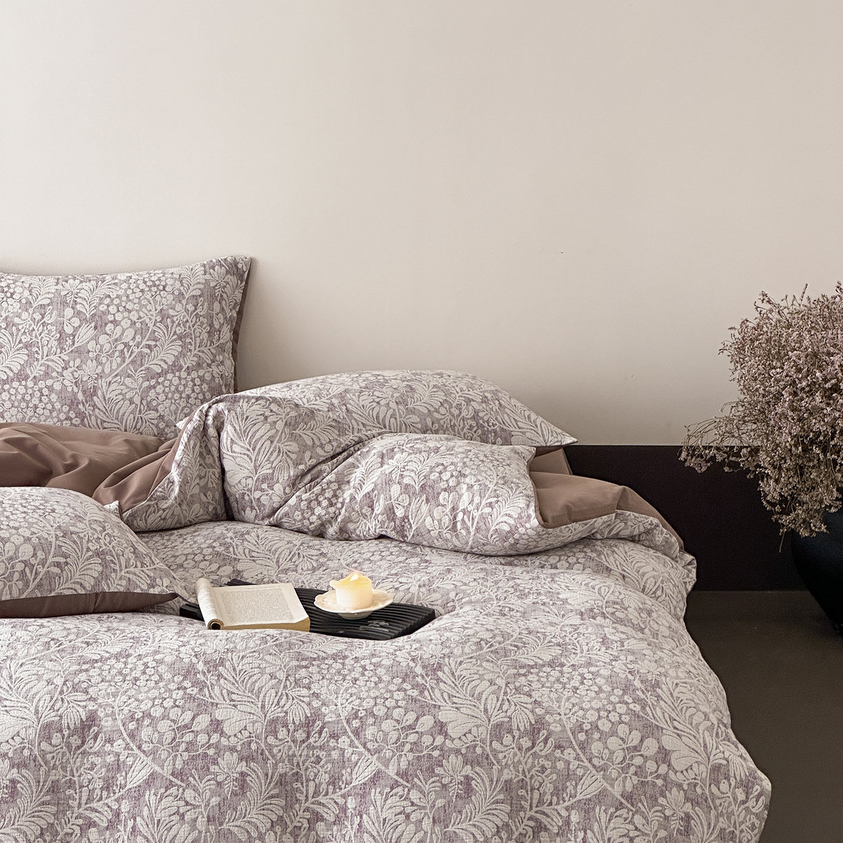 91家纺网 家纺一手货源 找家纺 赫帛 2025新款50支全棉贡缎磨毛四件套-七草（磨毛款） 七草-深紫（磨毛款）