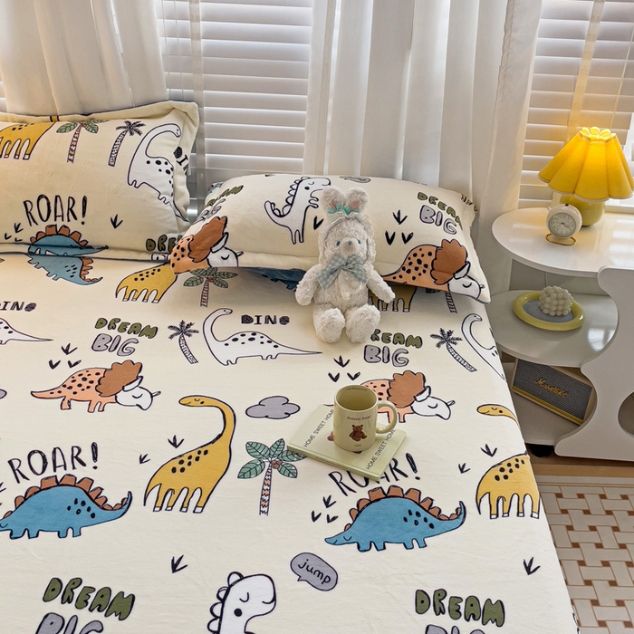 91家纺网 家纺一手货源 找家纺 富馨莱 2025新款牛奶绒印花床笠240克面料支持一件定制尺寸 恐龙世界