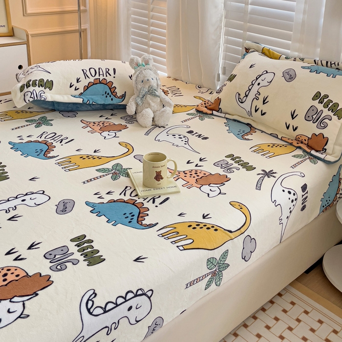 91家纺网 家纺一手货源 找家纺 富馨莱 2025新款牛奶绒印花床笠240克面料支持一件定制尺寸 恐龙世界