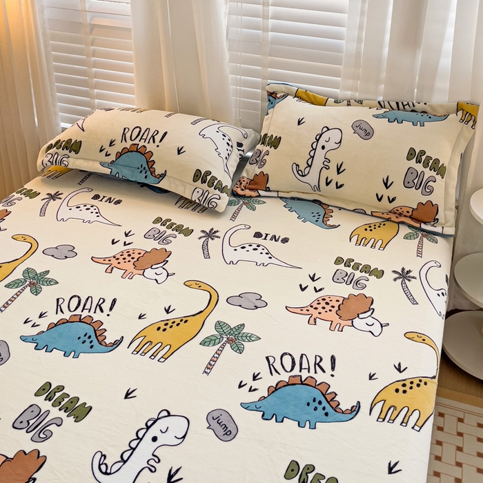 91家纺网 家纺一手货源 找家纺 富馨莱 2025新款牛奶绒印花床笠240克面料支持一件定制尺寸 恐龙世界