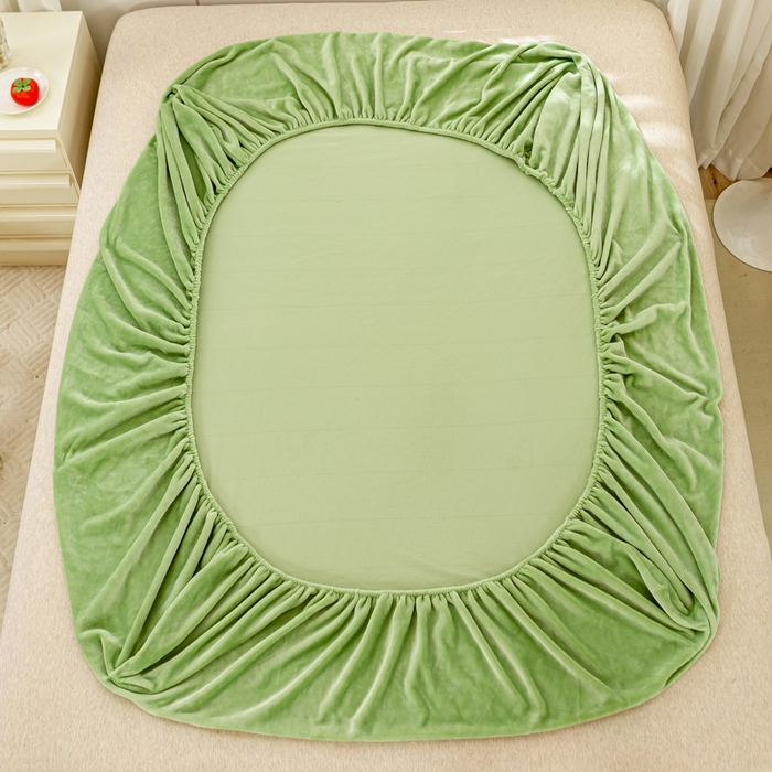 91家纺网 家纺一手货源 找家纺 富馨莱 2025新款牛奶绒印花床笠240克面料支持一件定制尺寸 绒果绿