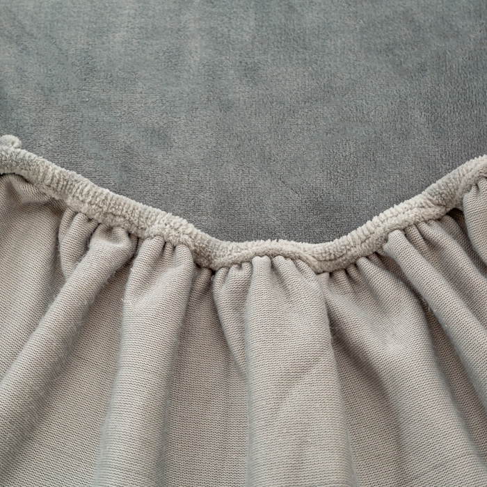 91家纺网 家纺一手货源 找家纺 富馨莱 2025新款牛奶绒印花床笠240克面料支持一件定制尺寸 绒浅灰