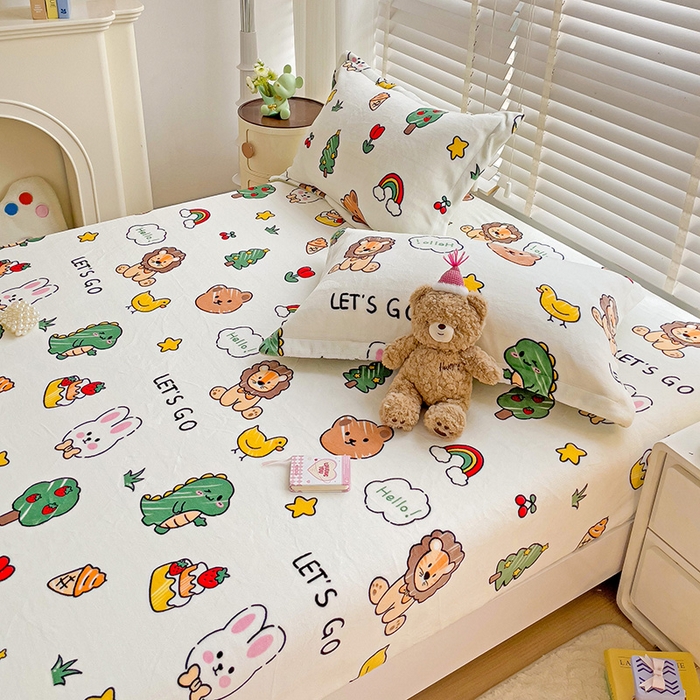 91家纺网 家纺一手货源 找家纺 富馨莱 2025新款牛奶绒印花床笠240克面料支持一件定制尺寸 森林派对