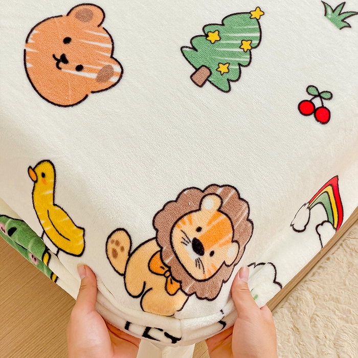 91家纺网 家纺一手货源 找家纺 富馨莱 2025新款牛奶绒印花床笠240克面料支持一件定制尺寸 森林派对