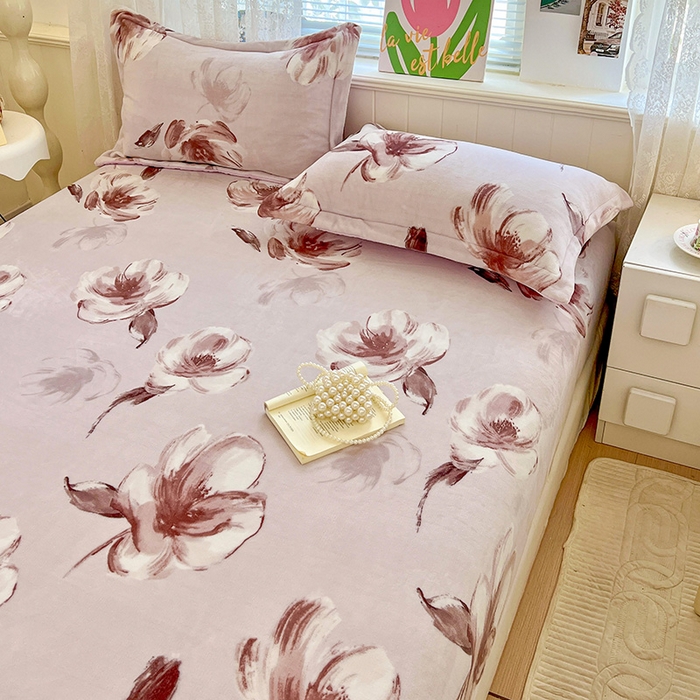 91家纺网 家纺一手货源 找家纺 富馨莱 2025新款牛奶绒印花床笠240克面料支持一件定制尺寸 水墨花开