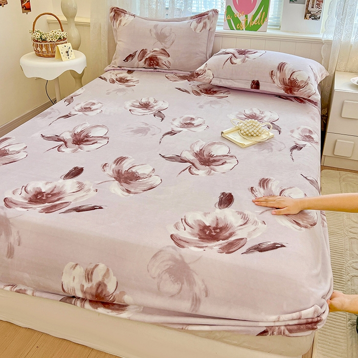 91家纺网 家纺一手货源 找家纺 富馨莱 2025新款牛奶绒印花床笠240克面料支持一件定制尺寸 水墨花开