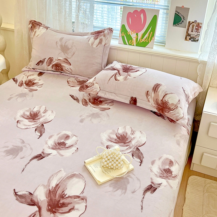 91家纺网 家纺一手货源 找家纺 富馨莱 2025新款牛奶绒印花床笠240克面料支持一件定制尺寸 水墨花开