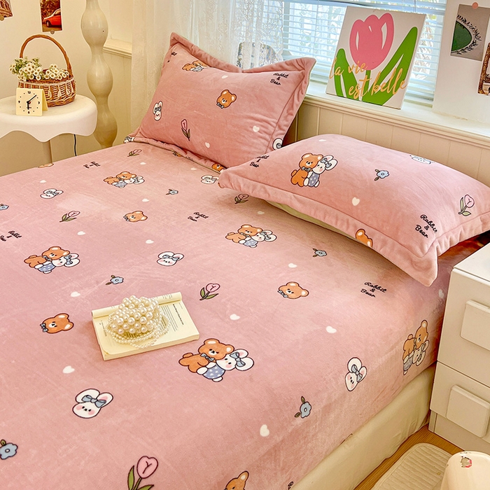 91家纺网 家纺一手货源 找家纺 富馨莱 2025新款牛奶绒印花床笠240克面料支持一件定制尺寸 小伙伴