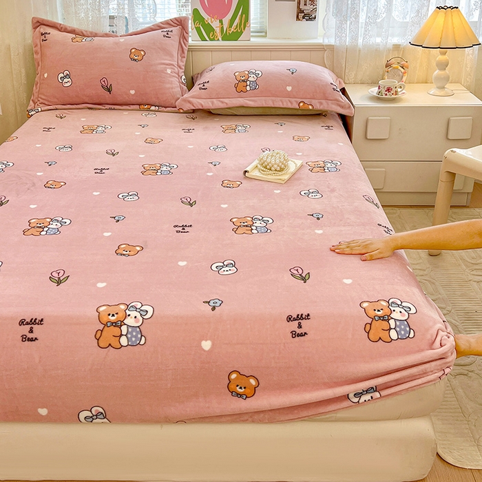 91家纺网 家纺一手货源 找家纺 富馨莱 2025新款牛奶绒印花床笠240克面料支持一件定制尺寸 小伙伴