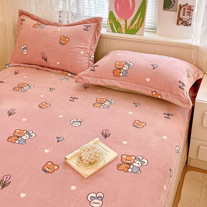 91家纺网 家纺一手货源 找家纺 富馨莱 2025新款牛奶绒印花床笠240克面料支持一件定制尺寸 小伙伴