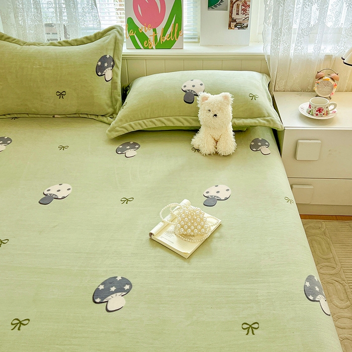 91家纺网 家纺一手货源 找家纺 富馨莱 2025新款牛奶绒印花床笠240克面料支持一件定制尺寸 小毛菇