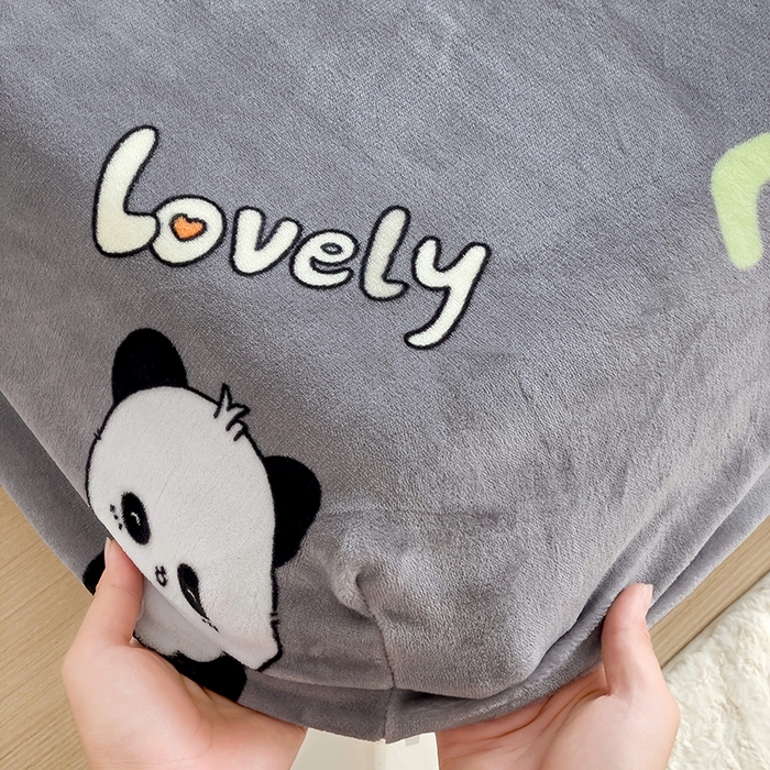 91家纺网 家纺一手货源 找家纺 富馨莱 2025新款牛奶绒印花床笠240克面料支持一件定制尺寸 熊猫-灰