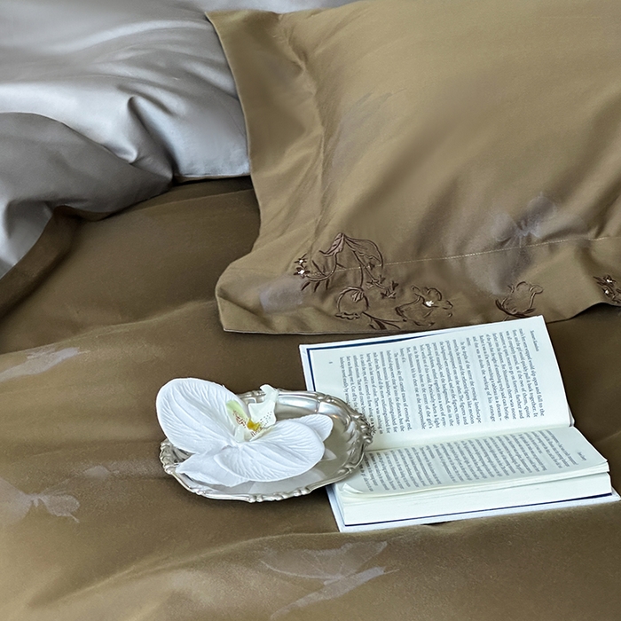 91家纺网 家纺一手货源 找家纺 赫帛 2025新款50S色织提花贡缎长绒棉四件套-蝶恋花 蝶恋花-咖紫