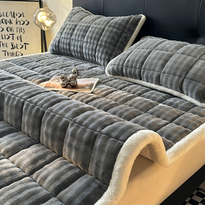 91家纺网 家纺一手货源 找家纺 （总）梵朴 2025新款牛奶绒泡泡兔毛绒床垫学生宿舍床褥子-纯色系列大床图