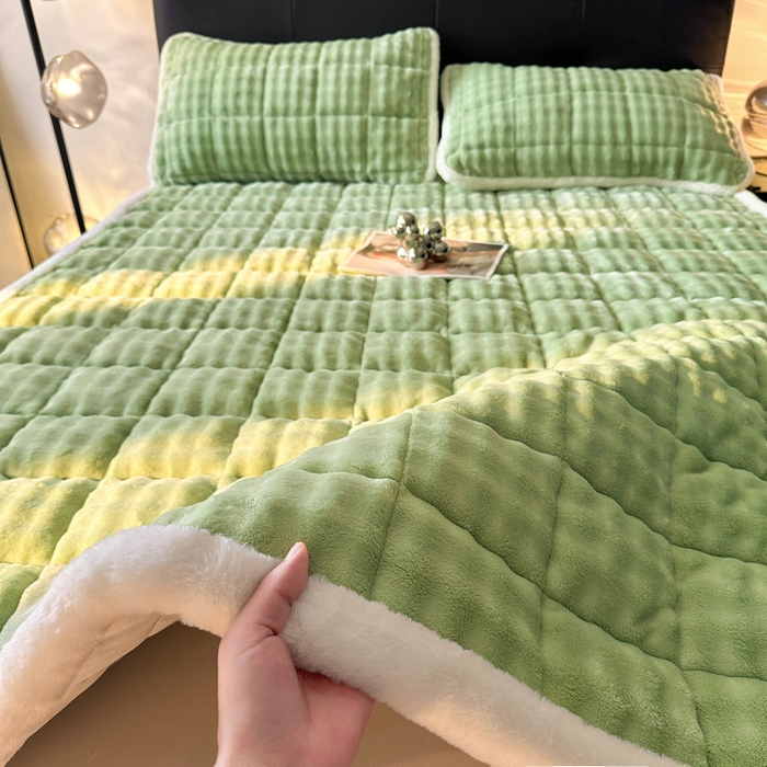 91家纺网 家纺一手货源 找家纺 梵朴 2025新款牛奶绒泡泡兔毛绒床垫学生宿舍床褥子-纯色系列大床图 清新绿