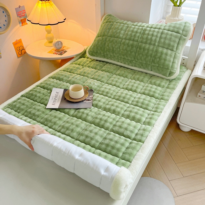 91家纺网 家纺一手货源 找家纺 梵朴 2025新款牛奶绒泡泡兔毛绒床垫学生宿舍床褥子-纯色系列学生图 牛奶绒泡泡-清新绿