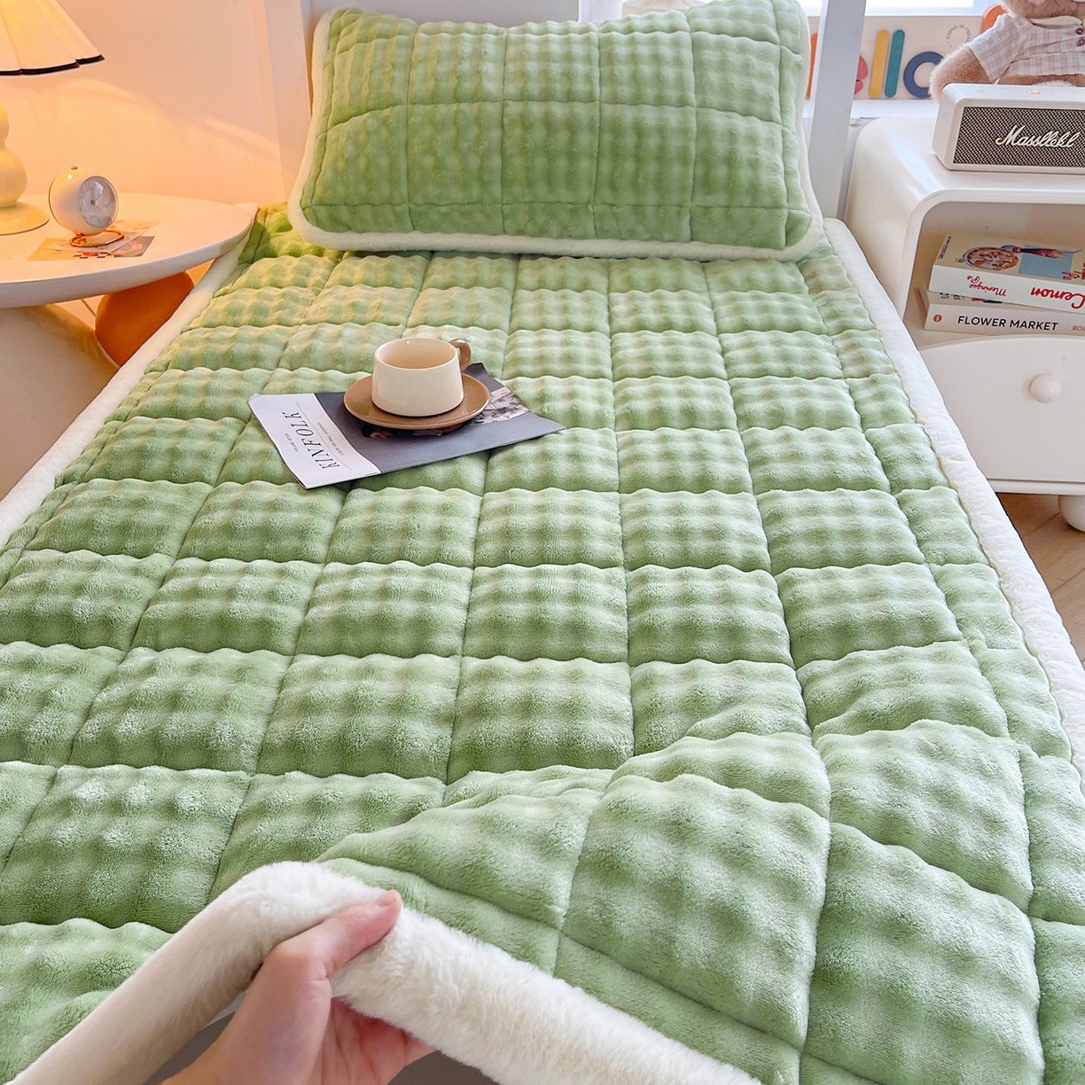 梵朴 2025新款牛奶绒泡泡兔毛绒床垫学生宿舍床褥子-纯色系列学生图 牛奶绒泡泡-清新绿